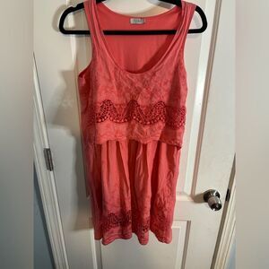 Tobi Coral lace floral mini Dress size S EUC VINTAGE